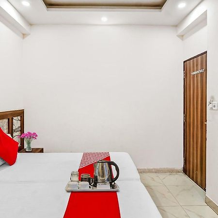 Oyo 88326 Hotel Cloud 9 New Delhi Eksteriør bilde