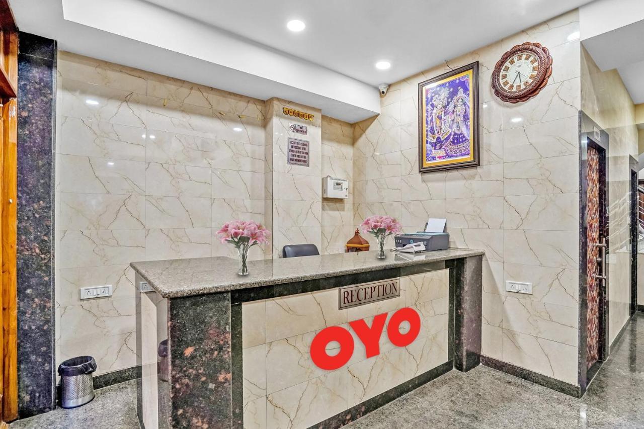 Oyo 88326 Hotel Cloud 9 New Delhi Eksteriør bilde