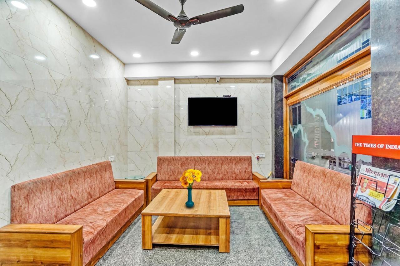 Oyo 88326 Hotel Cloud 9 New Delhi Eksteriør bilde