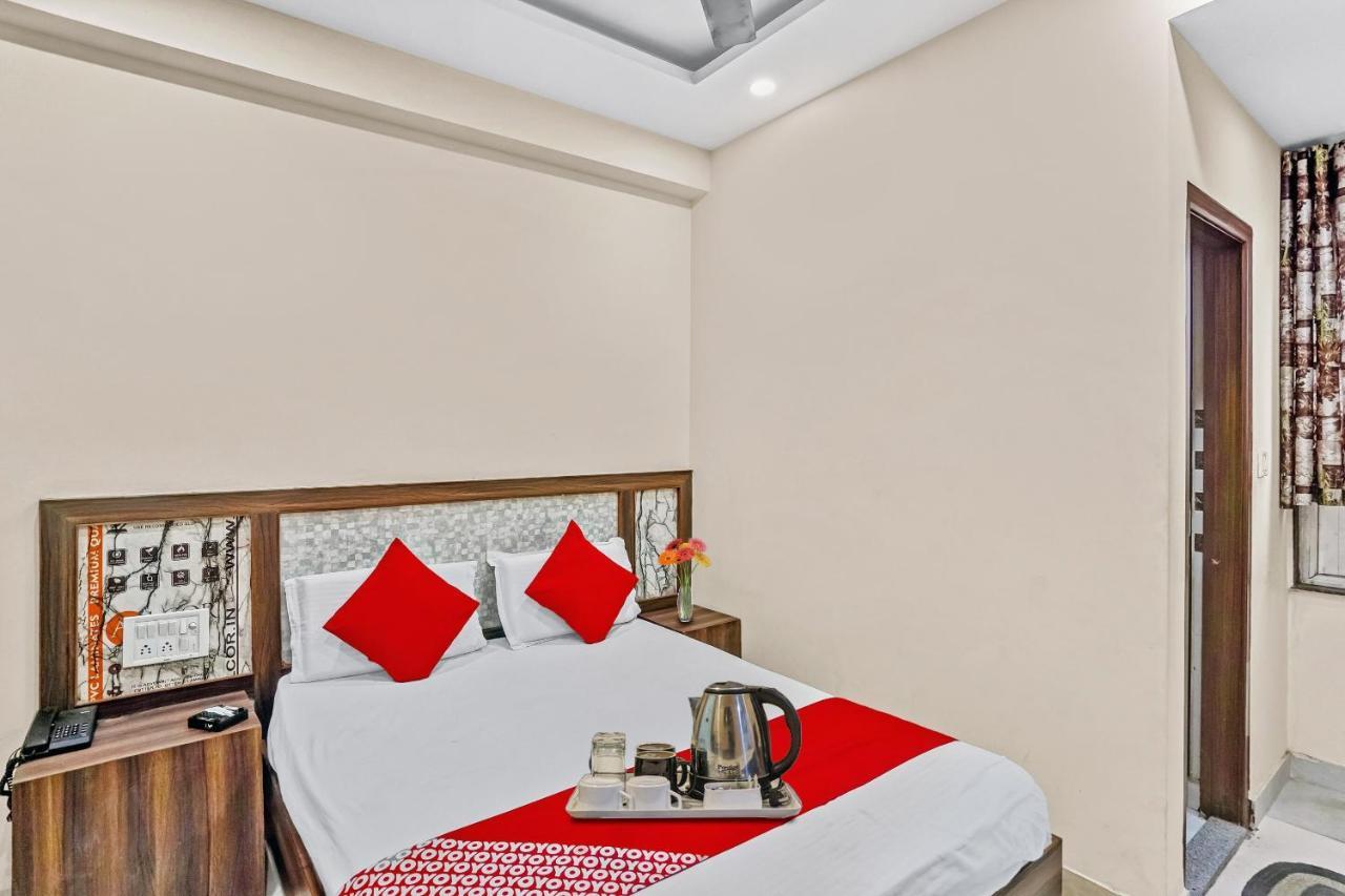 Oyo 88326 Hotel Cloud 9 New Delhi Eksteriør bilde